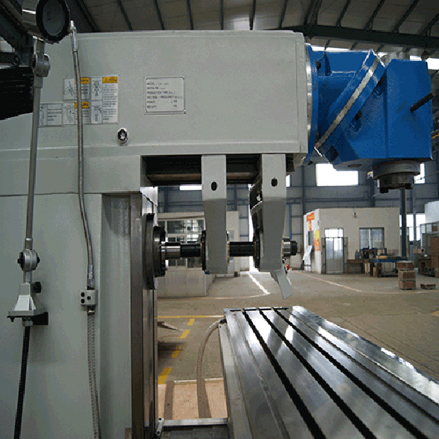 Universal Milling Machine LM1450A